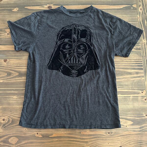 Star Wars Darth Vader Graphic Tee Men’s Medium Gray Black Sithcore